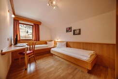 2tes Schalfzimmer im Familienzimmer Alpenglück
