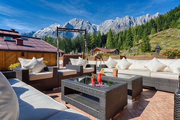 Hochkönig Lounge auf der Panoramaterrasse