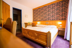 Doppelzimmer im Hotel Enzian
