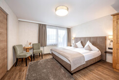 Doppelzimmer Balkon im Stegerbräu - Wohnbeispiel