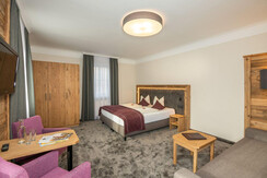 Beispiel Dreibettzimmer mit extra Sofabett