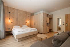 Salzburgerland-Hotel-Kristall-Rosenquarz