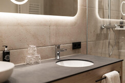 Zimmer-Rosenquarz-Grossarl-Kristall