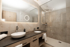 Familienhotel-Kristall-Zimmer-Bernstein