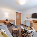 Photo of Firn Ski, Suite, shower and bath, toilet