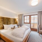 Photo of Suite, shower and bath tub