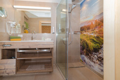 DZ Edelweiss Badezimmer Beispielbild 1 