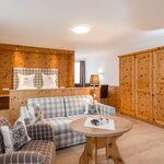 Photo of Suite, shower or bath, toilet, 1 bed room