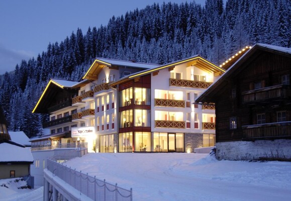 Hotel Sportalm in winter