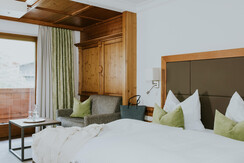 HTH_zimmer_FIN_BH_WEB_110