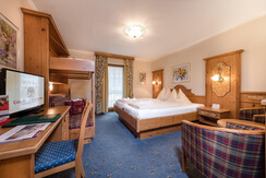 4bett-stockbett-zimmer-familienhotel-zauchenseehof