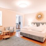 Bild von Juniorsuite Dorfblick mit Balkon