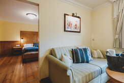 web-HausKatharina-April2024-0071