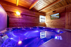 Whirlpool im Nebengebäude