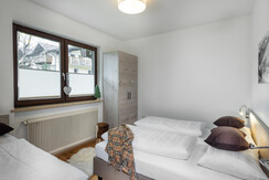 Schlafzimmer 3-bettig