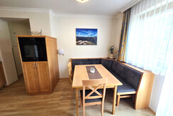 fa590d2d-c0e7-497c-89fd-37ab13c762dc