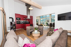 Wohnbereich1 150m2 Apartment 6-8 Personen Bauer Mü