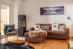 am Kaminfeuer sitzen und Ihren Urlaub genießen