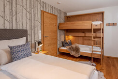 Schlafzimmer mit Flexinno-Stockbetten