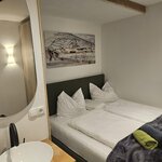 Photo of Hotel suite, separate toilet and shower/bathtub, 1 bed room