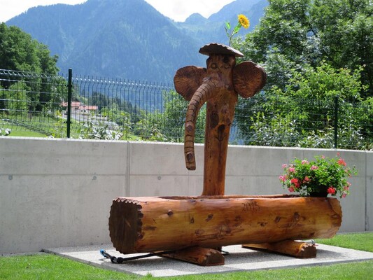 Hausbrunnen