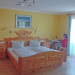 Photo of Double room, separate toilet and shower/bathtub