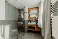 PoSt Maria Alm Badezimmer Max2