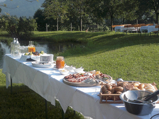 Frühstück am Teich
