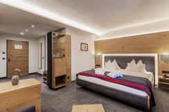 2025-12-15-Sporthotel-Wagrain-photo-by-michaelgroe