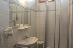 Hotel Timmelbauerhof_App. Sattelberg_Bad