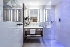 IMPULS DESIGN Wohnlandschaft in Zirbenholz