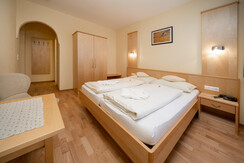 Tischlberger_Zimmer2022_WEB-0658