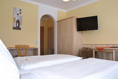 Doppelzimmer Parkettboden