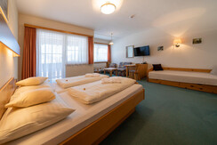 Tischlberger_Zimmer2022_WEB-0488