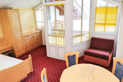 Himmelsschlüssel | 1 Raum | mit Balkon |35m²