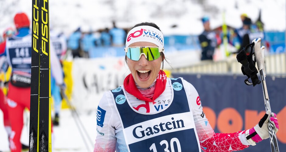 Happy cross-country skier at the Gastein Classics finish | © Gasteinertal Tourismus, Mangotree Photography