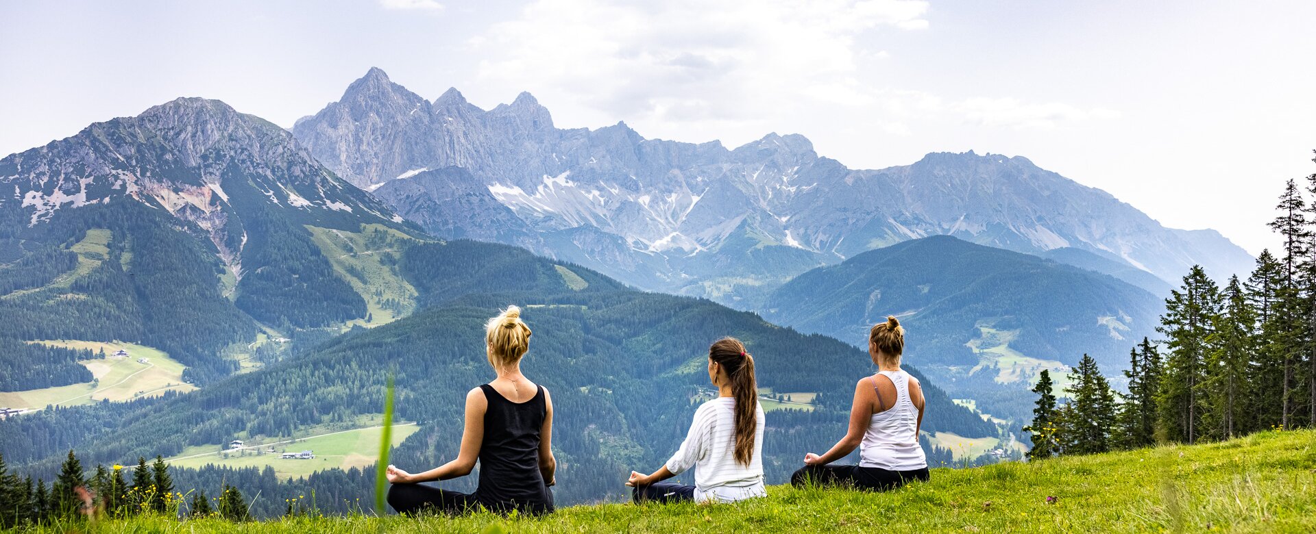Yoga am Berg | © Bergbahnen Filzmoos/Fischbacher 