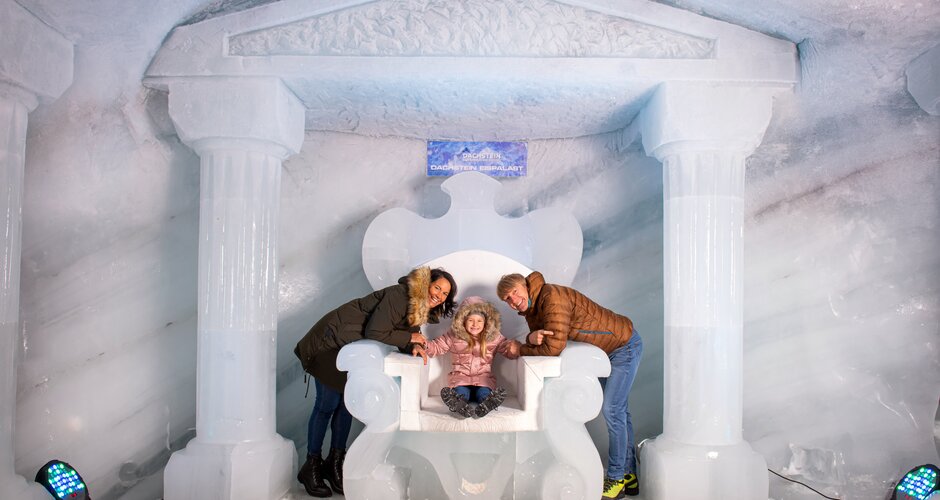 Throne ice palace | © Christoph Huber
