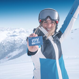 Deine Friends Card ist Skiticket und Eintritt zu vielen Vorteilen zugleich. | © © Ski amadé 